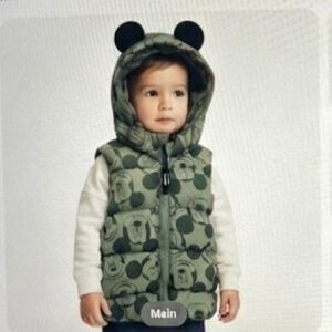 H&M Disney Mickey Mouse hooded puffer vest green zip 3D ears baby 12-18M NWOT
